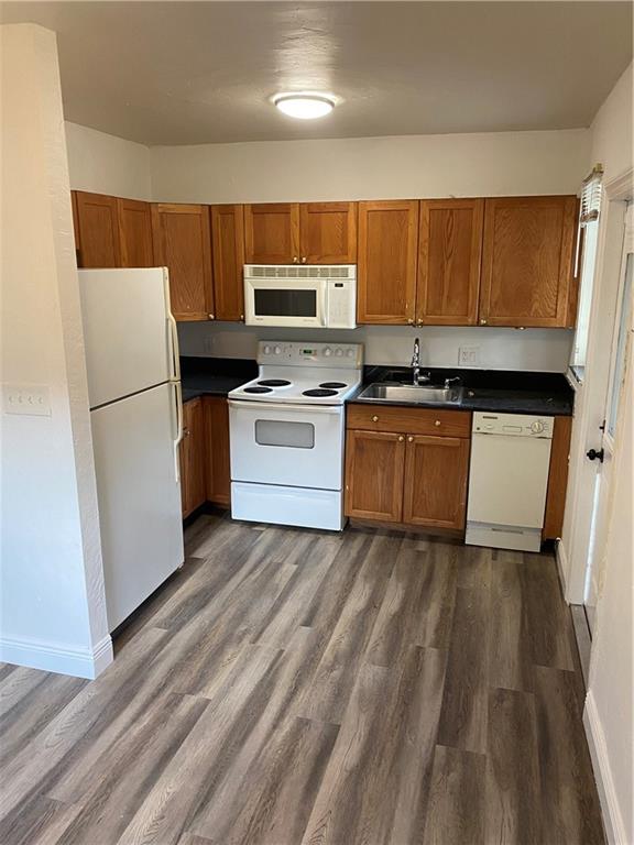 Lauderdale Pines 8-27 B - Residential
