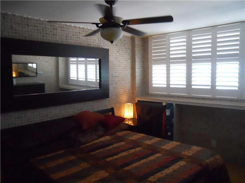 CROSS FOX CONDO - Residential