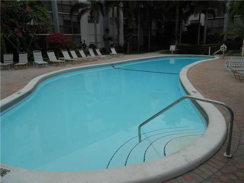 CROSS FOX CONDO - Residential