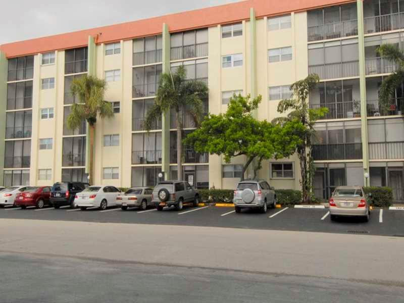 CROSS FOX CONDO - Residential
