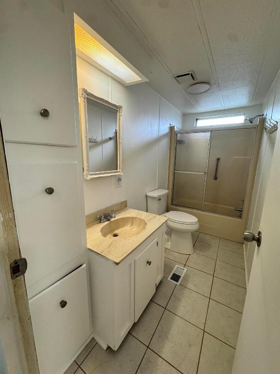 Spanish Lakes Country Club Village - Residential
