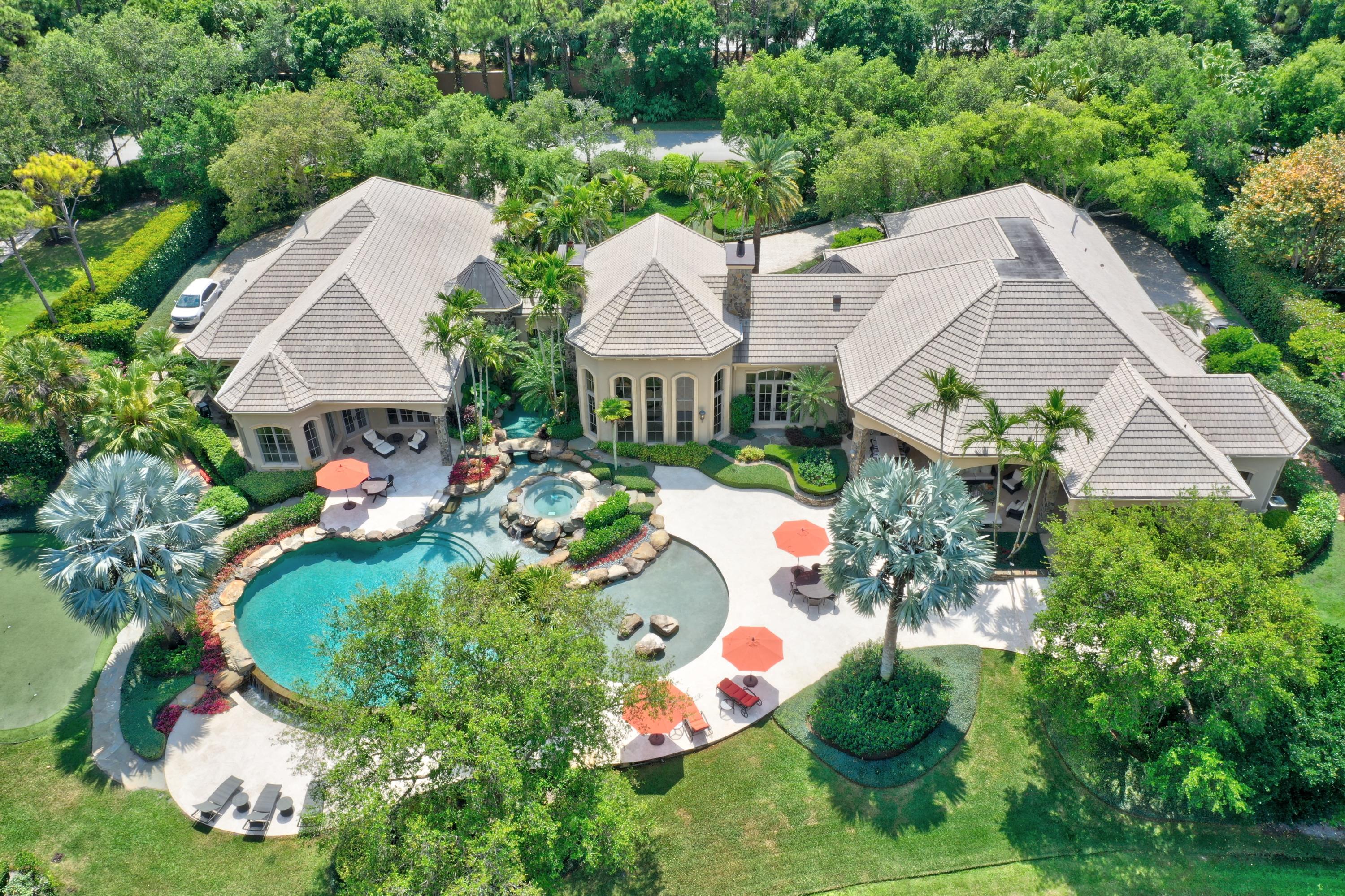 BEARS CLUB - Residential