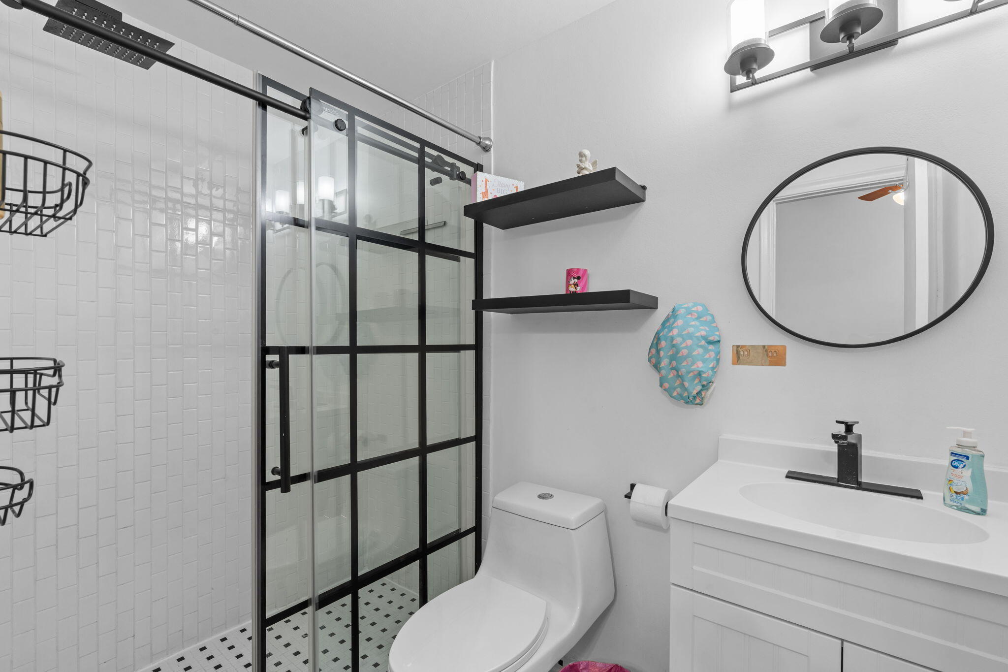 PINES OF OAKLAND FOREST WEST - Residential