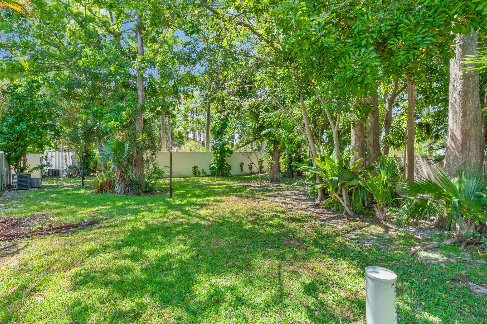 PINES OF OAKLAND FOREST WEST - Residential