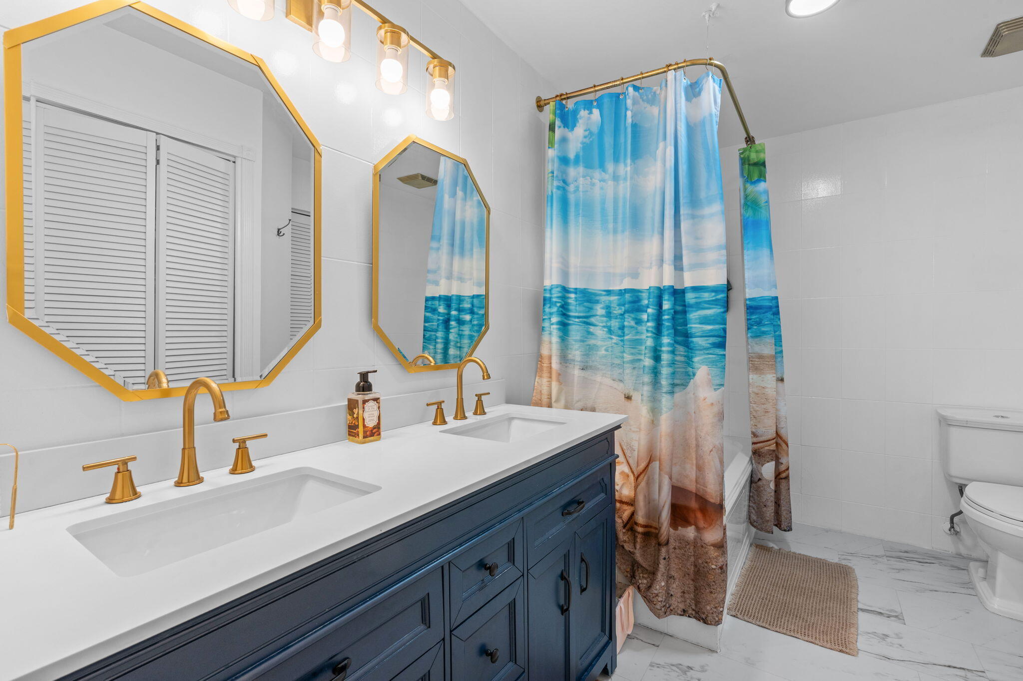 PINES OF OAKLAND FOREST WEST - Residential