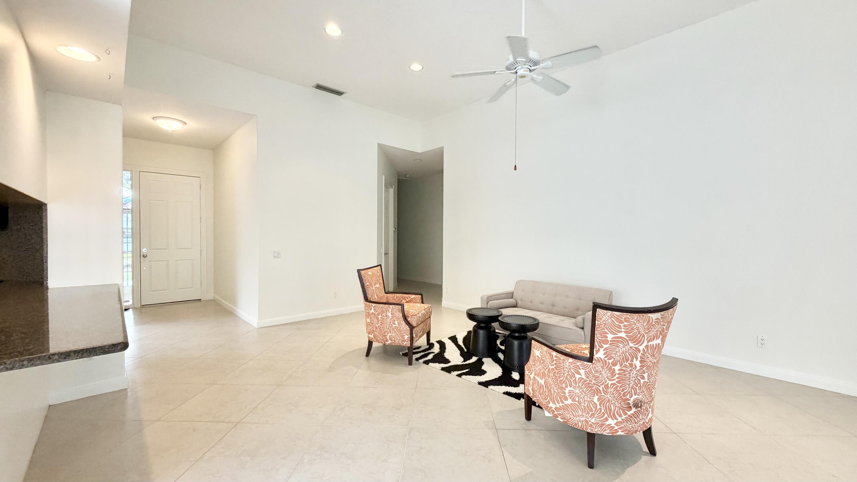 RIVERWALK - Residential