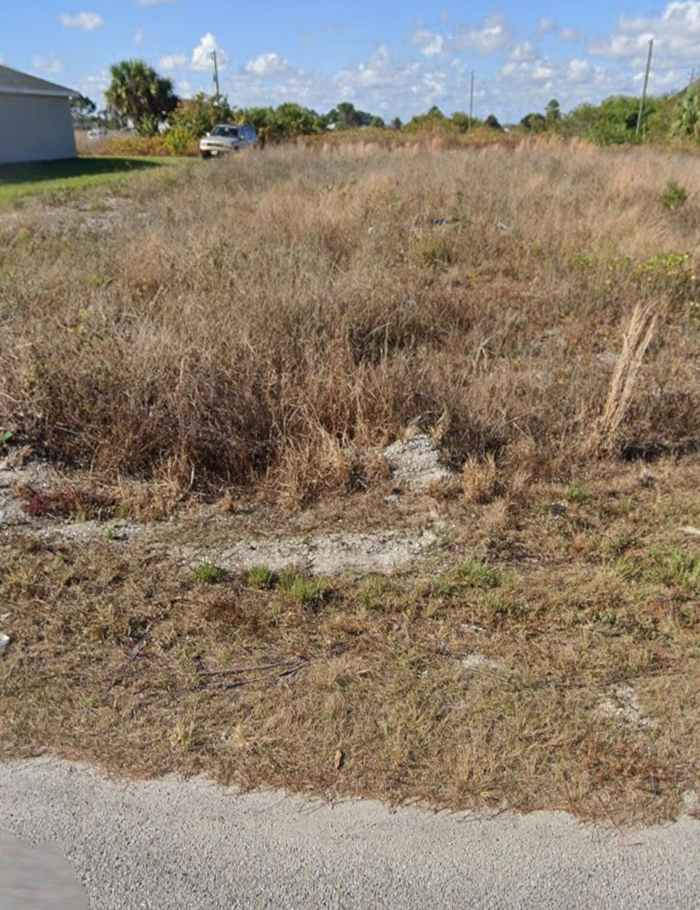 PORT LABELLE UNIT 8 - Land