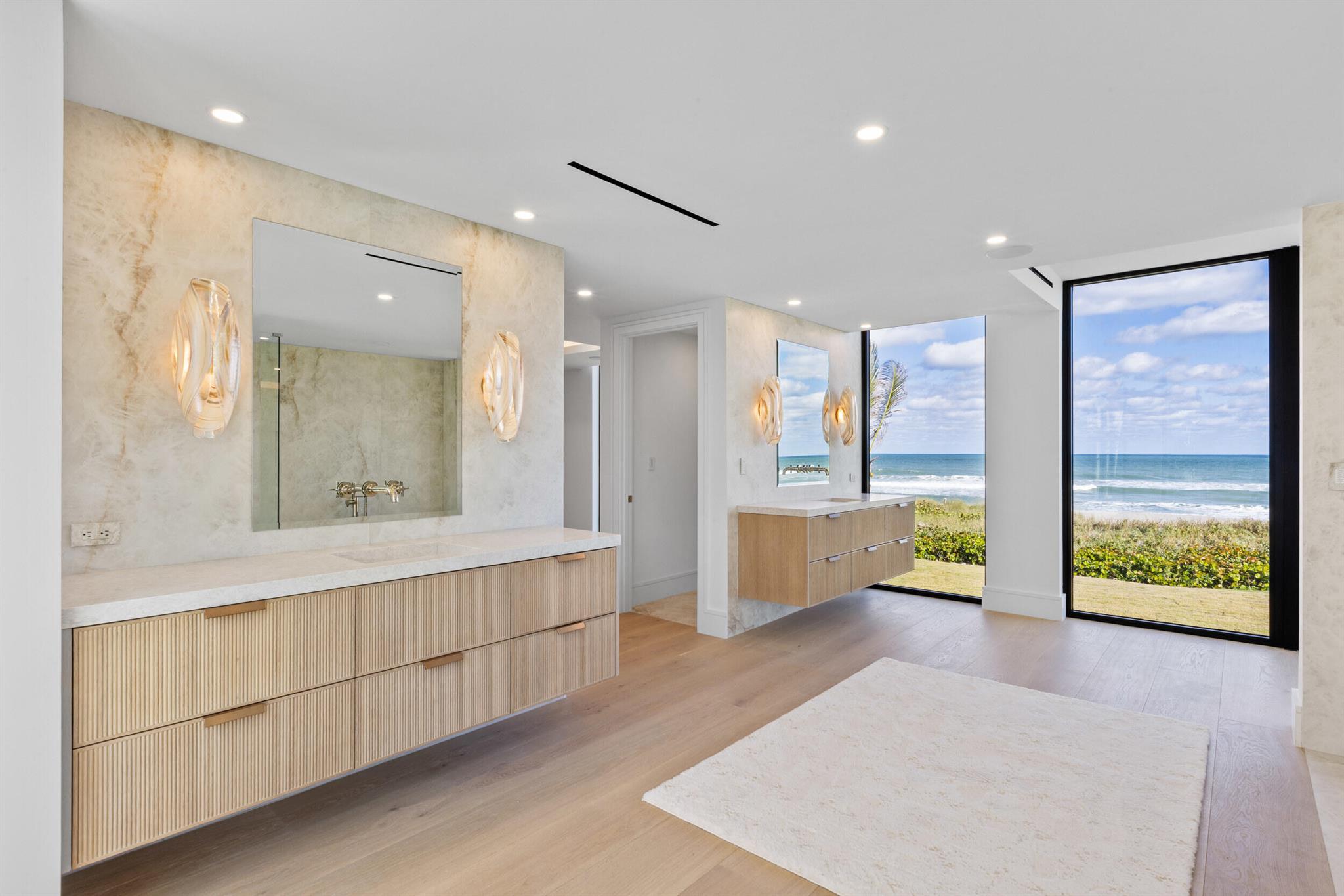 Jupiter Island - Residential