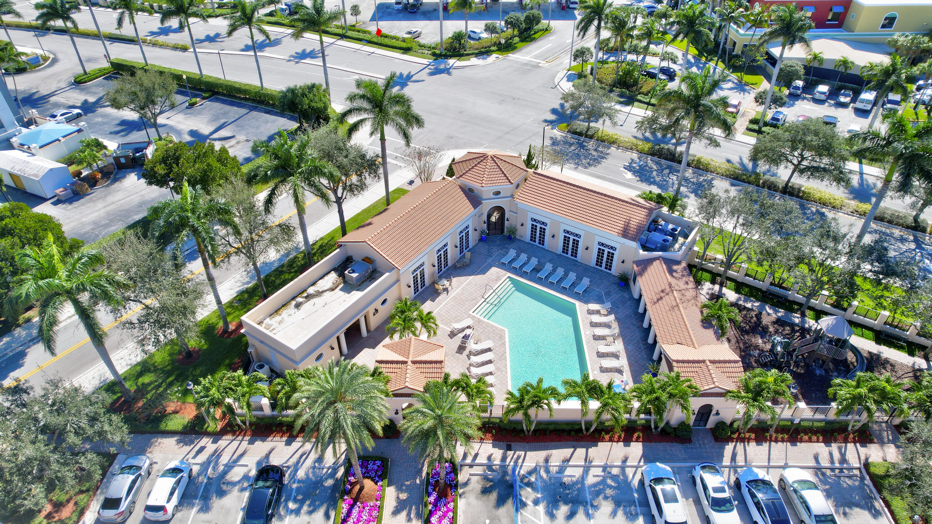 PENINSULA VILLAGE GREENS - Residential