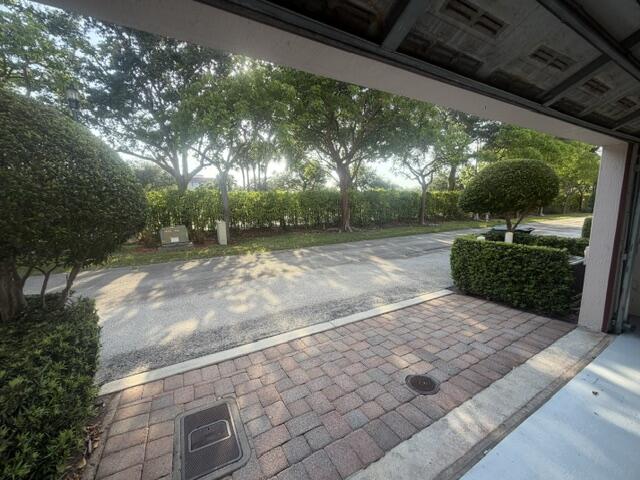 PENINSULA VILLAGE GREENS - Residential