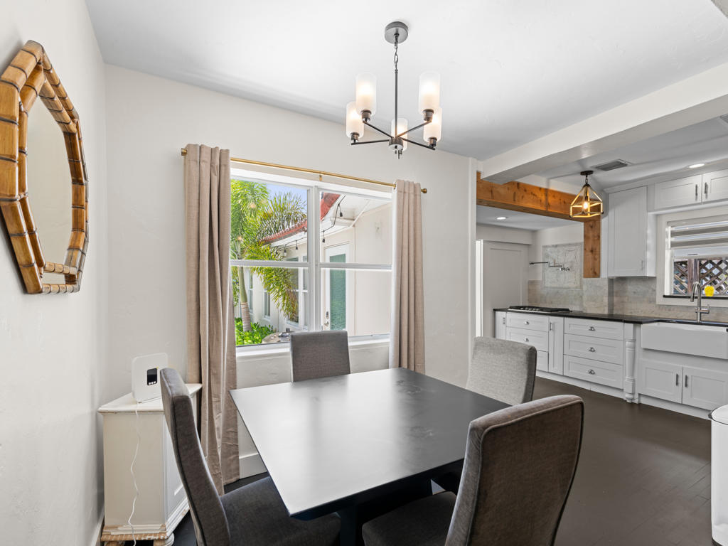 NORTH LAKE WORTH - Residential