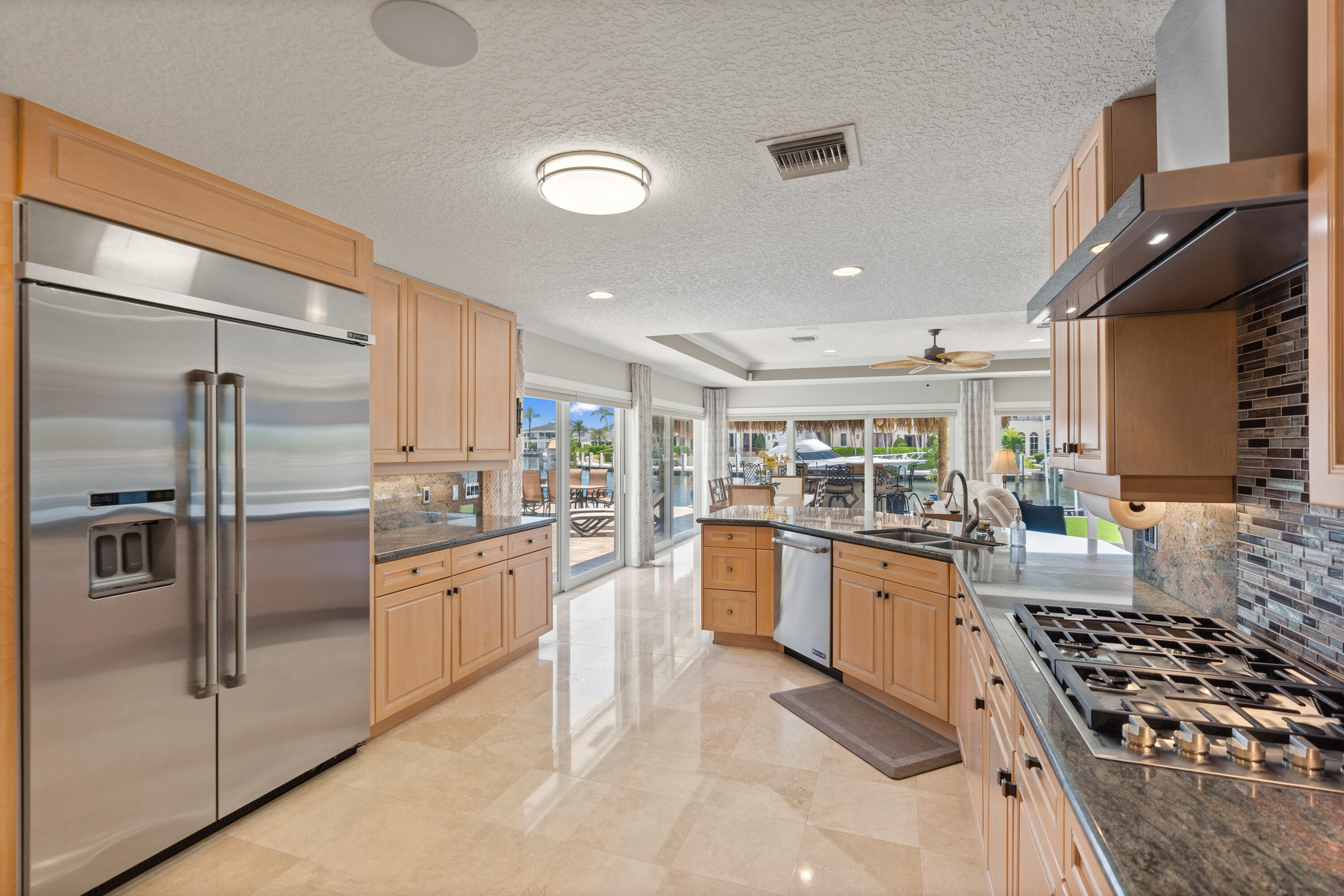 LIGHTHOUSE POINT 6TH SEC - Residential