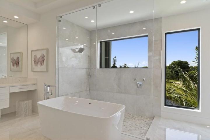 LITTLE HARBOR ON THE HILLSBORO - Residential