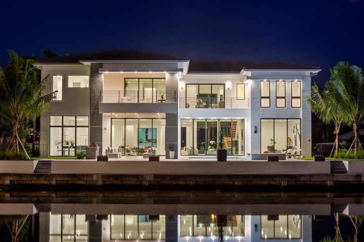 LITTLE HARBOR ON THE HILLSBORO - Residential