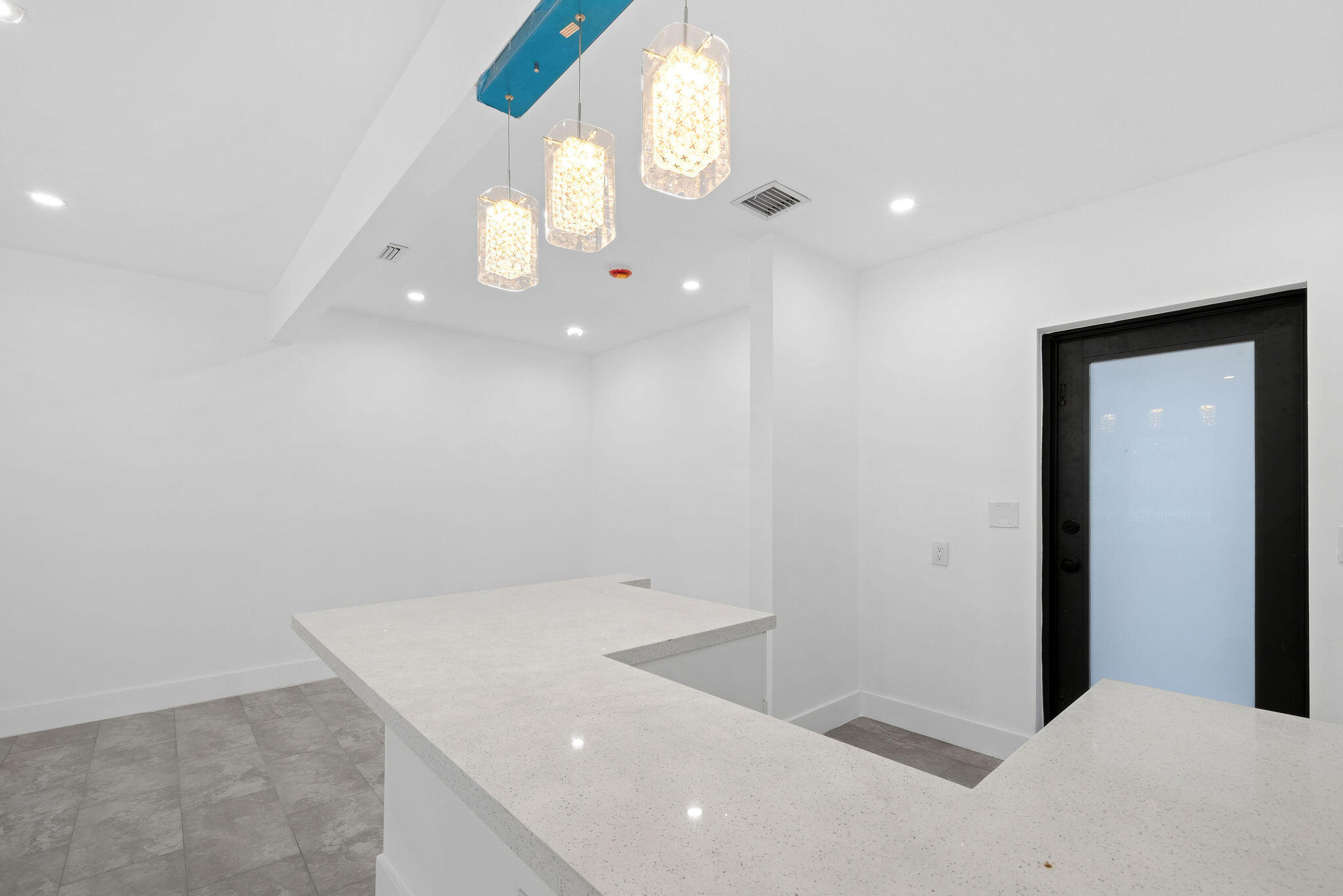 BROADMOOR MANOR - Residential