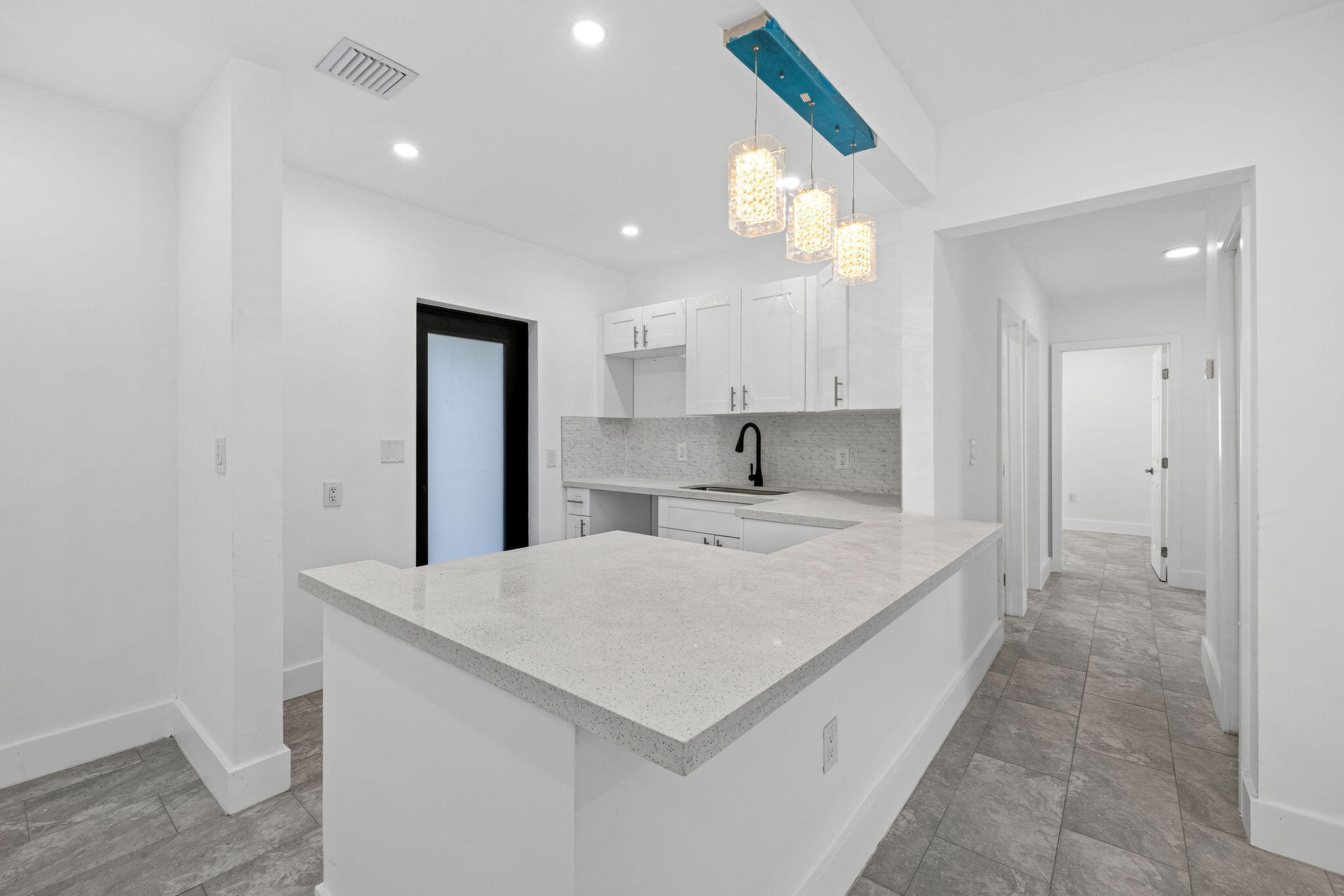 BROADMOOR MANOR - Residential