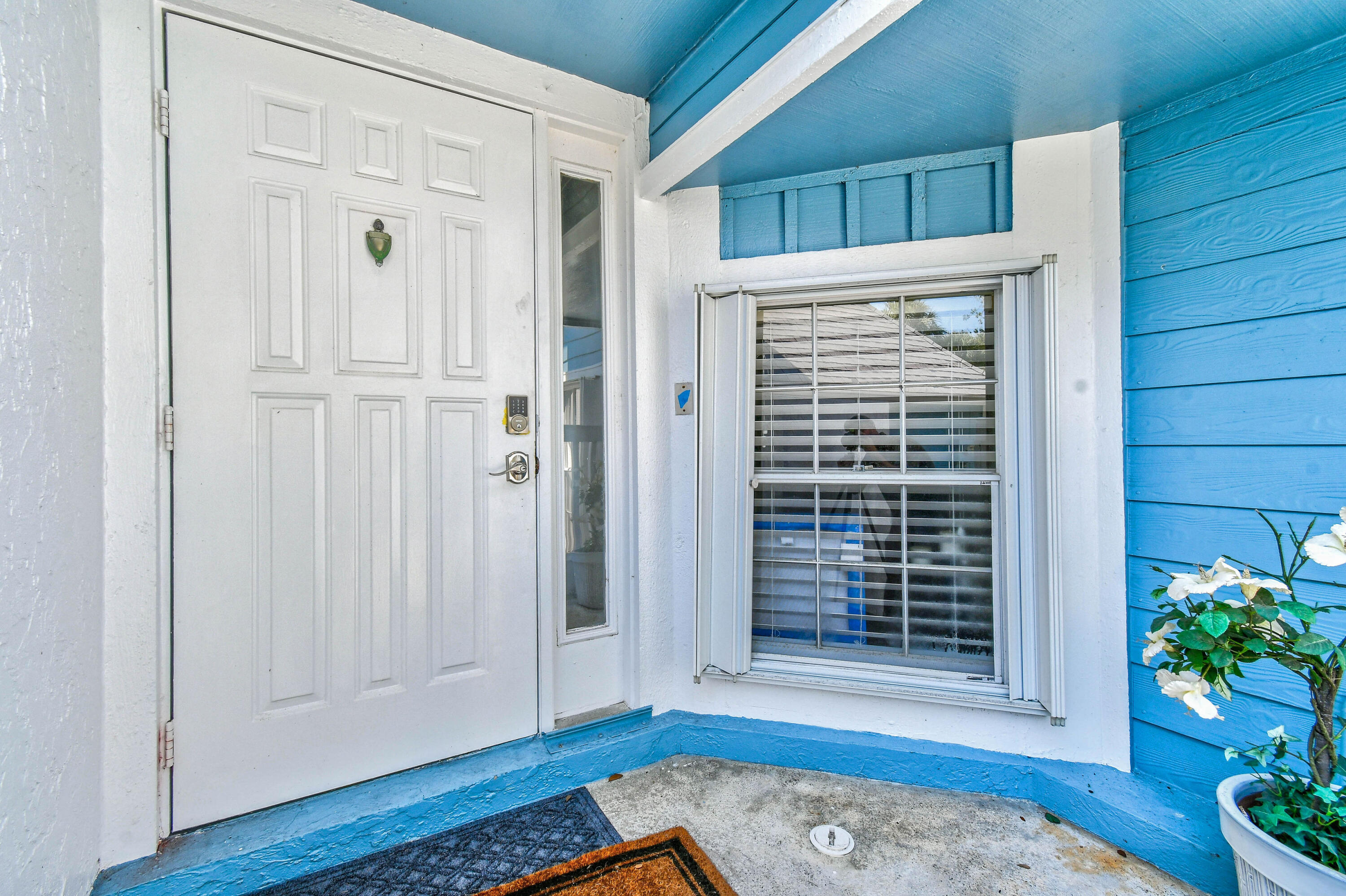 VILLAS OF OCEAN DUNES 4 - Residential Lease
