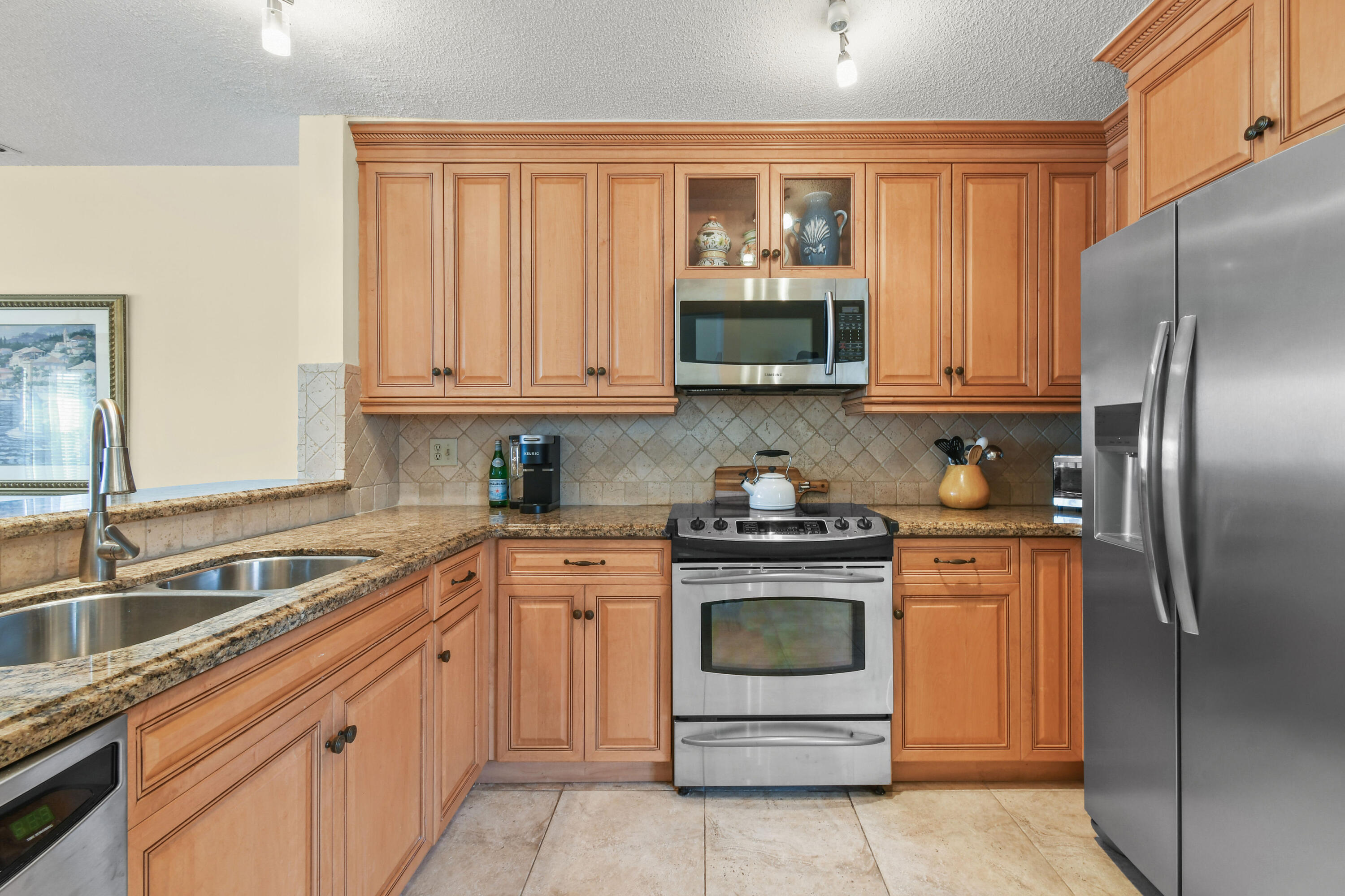 VILLAS OF OCEAN DUNES 4 - Residential Lease