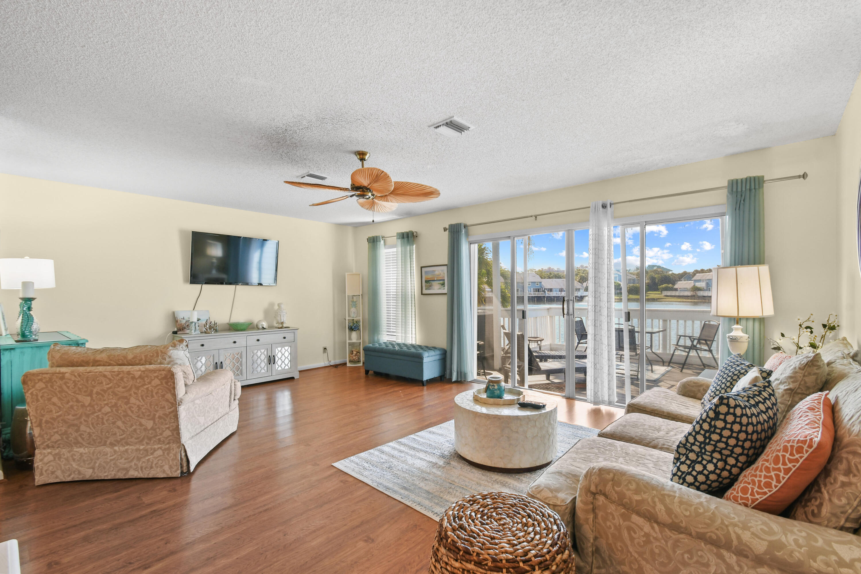VILLAS OF OCEAN DUNES 4 - Residential Lease