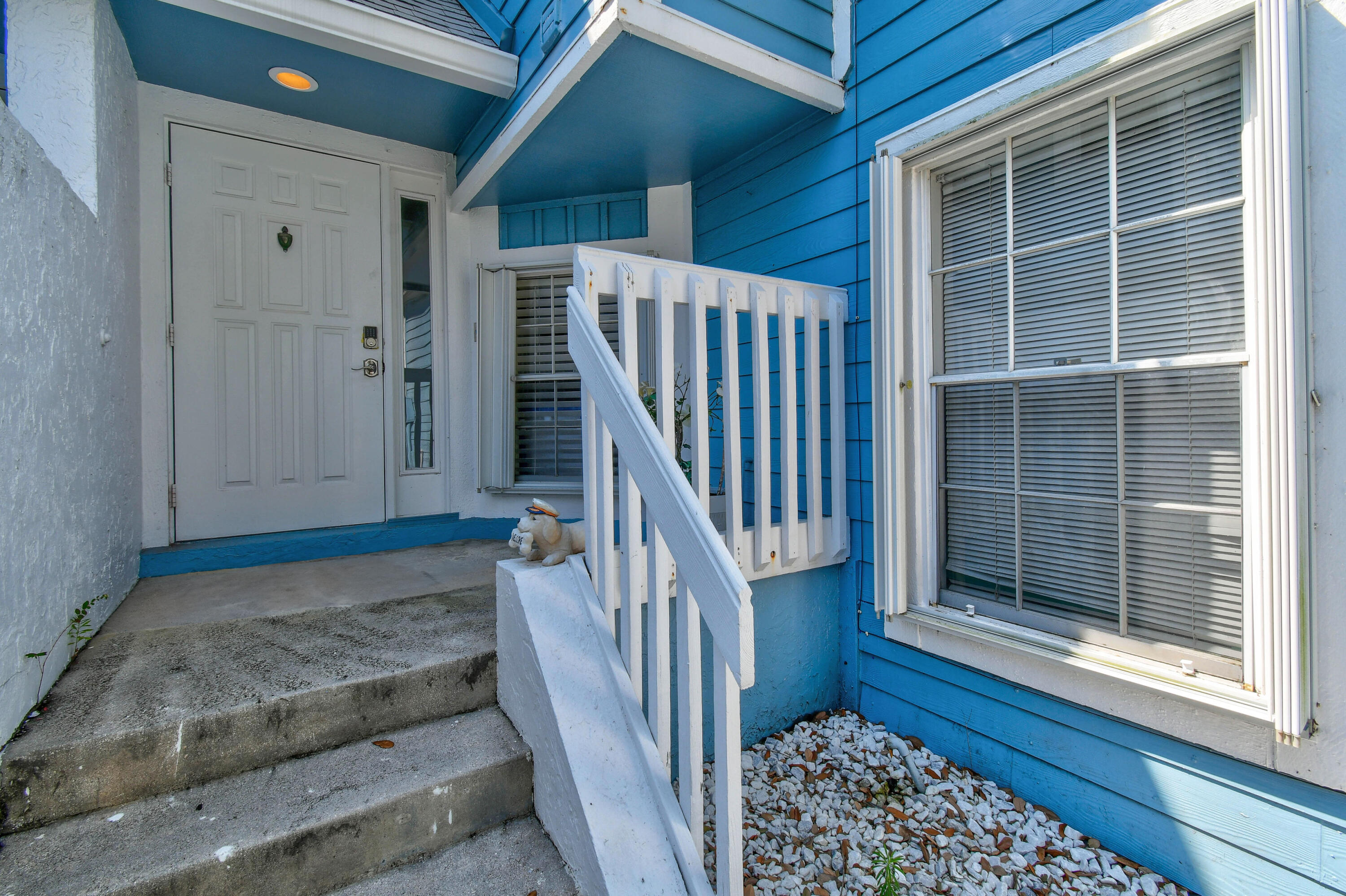 VILLAS OF OCEAN DUNES 4 - Residential Lease