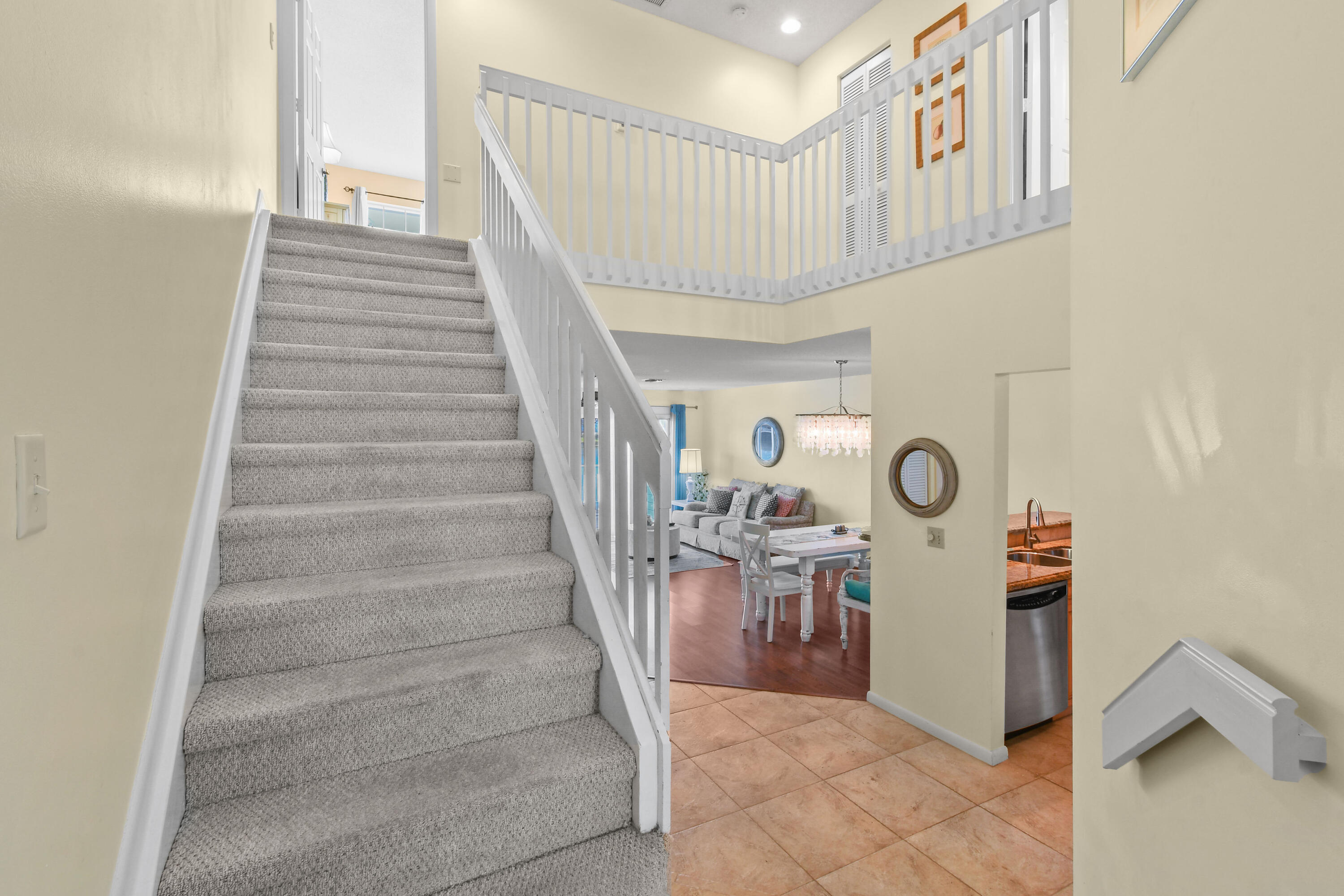 VILLAS OF OCEAN DUNES 4 - Residential Lease