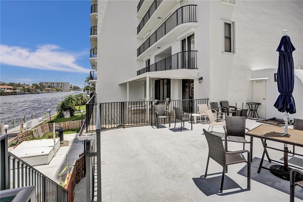 701 Riverside condo - Residential