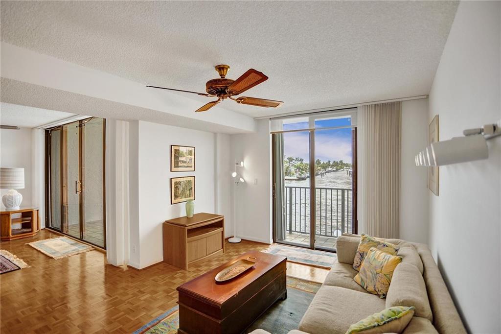 701 Riverside condo - Residential