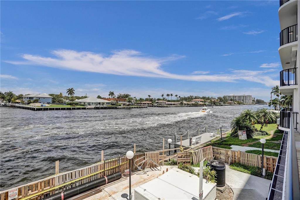 701 Riverside condo - Residential