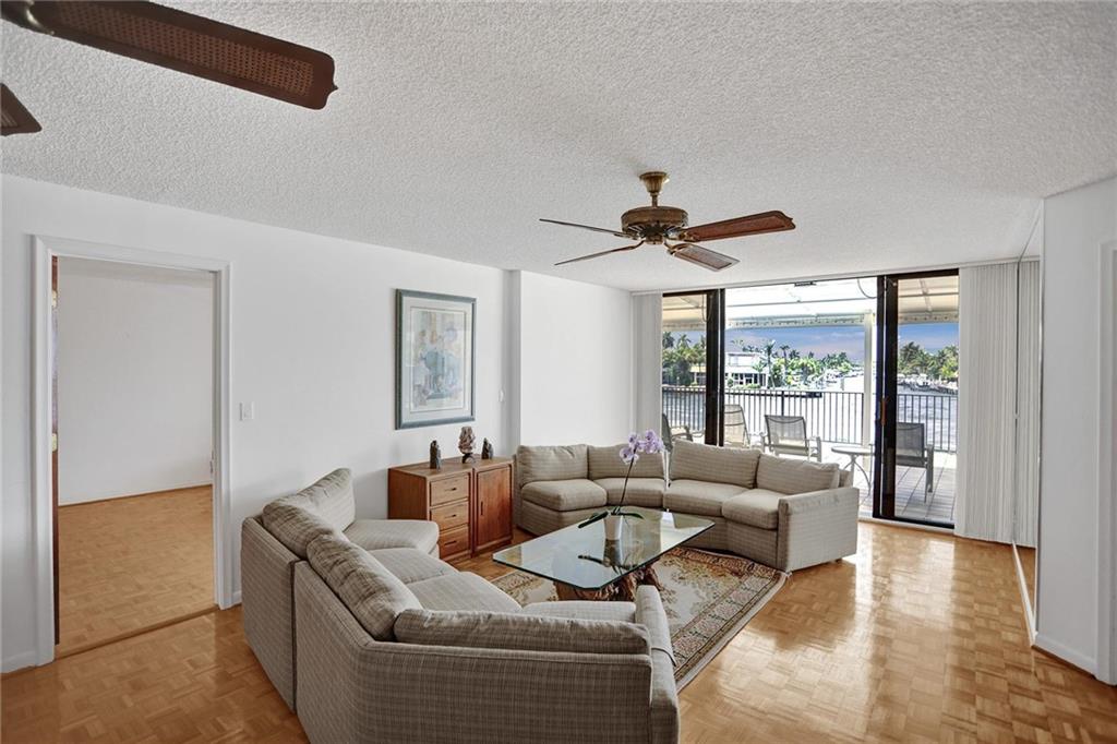 701 Riverside condo - Residential