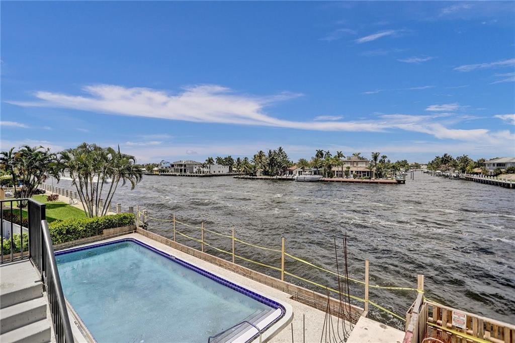 701 Riverside condo - Residential