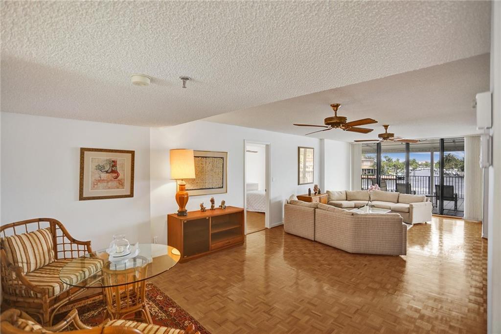 701 Riverside condo - Residential
