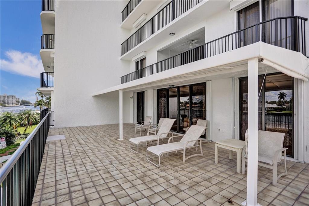 701 Riverside condo - Residential