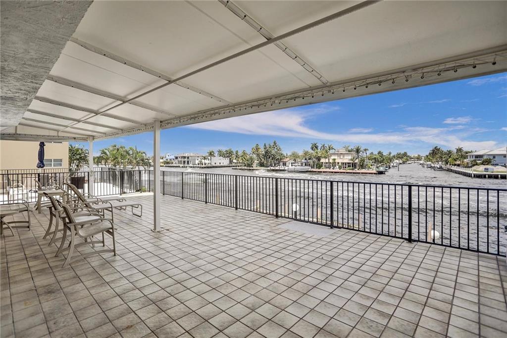 701 Riverside condo - Residential