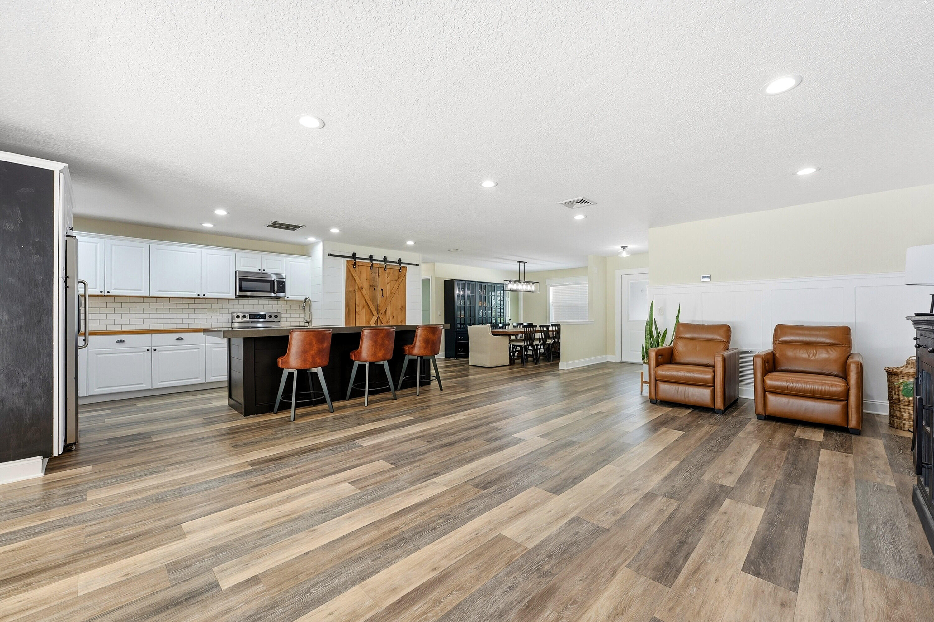 PELICAN COVE - Residential