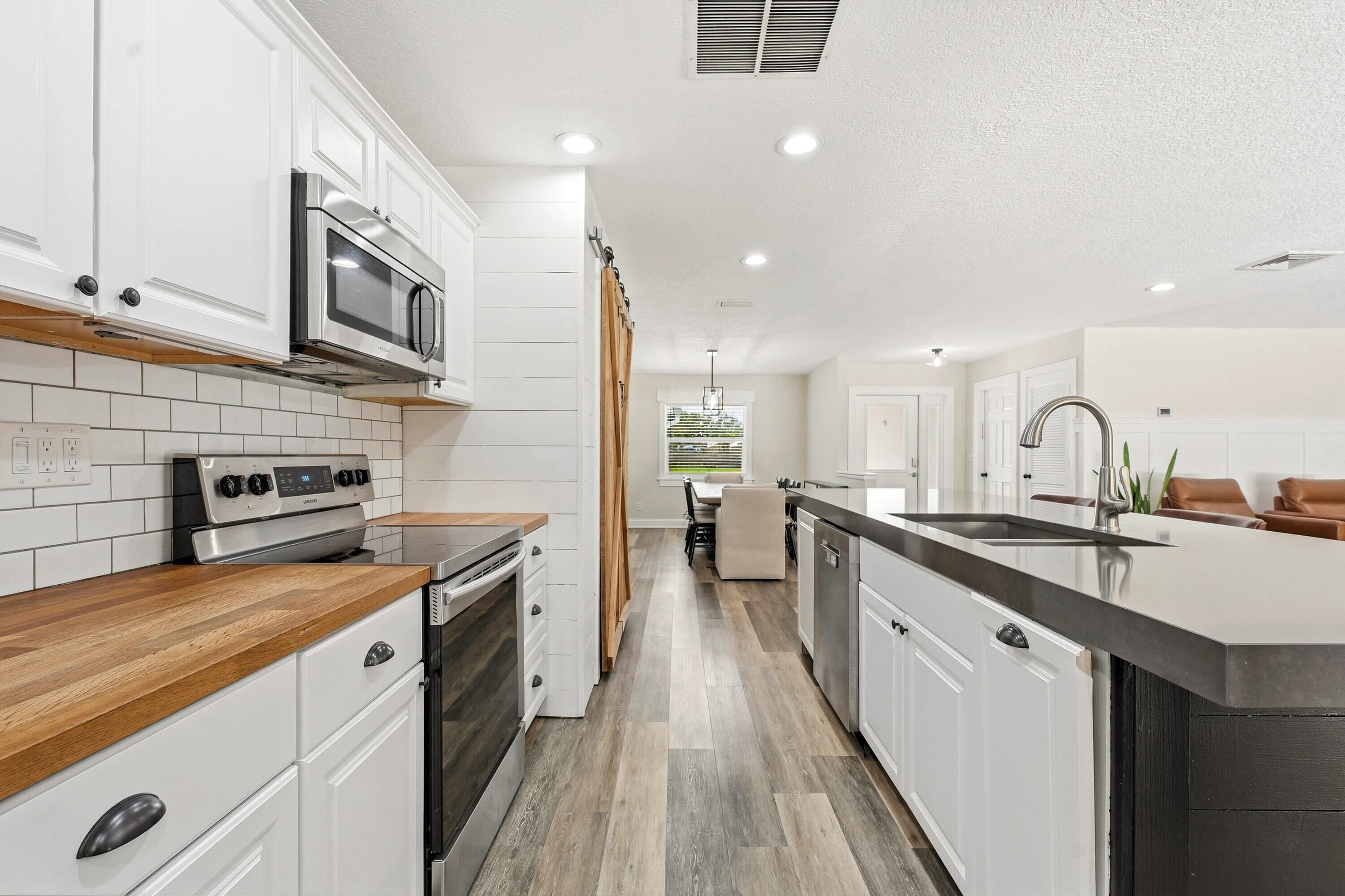 PELICAN COVE - Residential