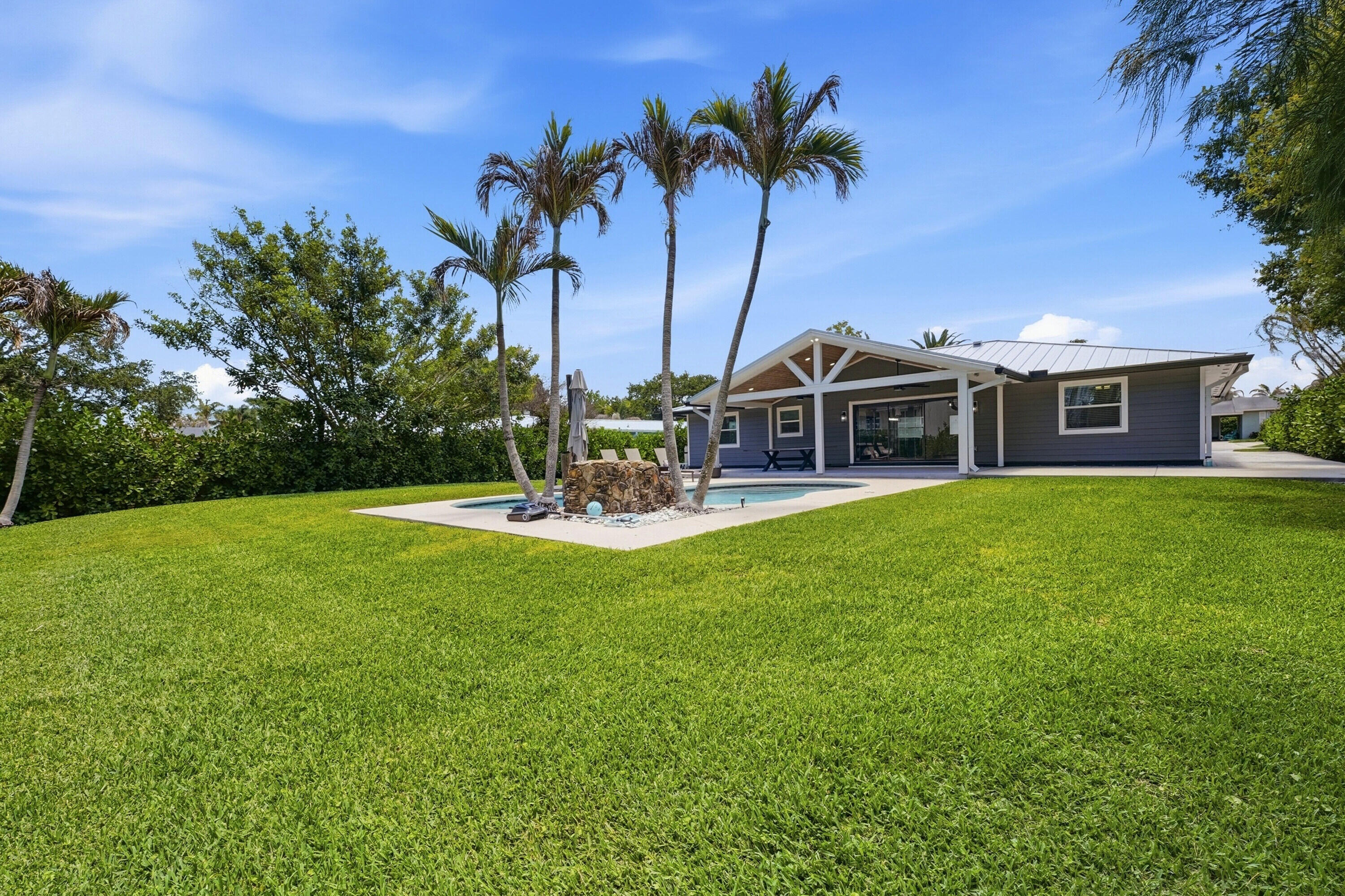 PELICAN COVE - Residential