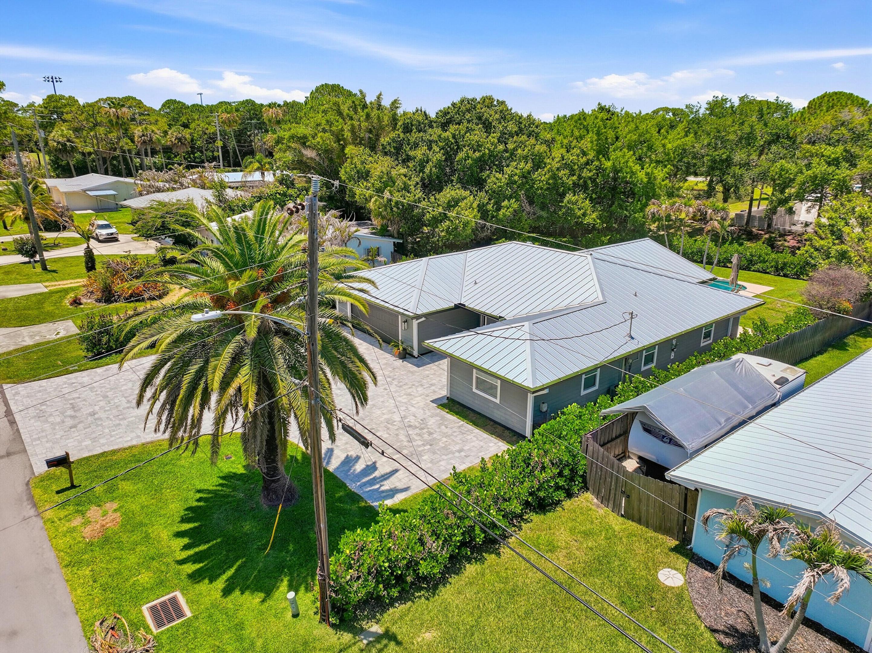 PELICAN COVE - Residential