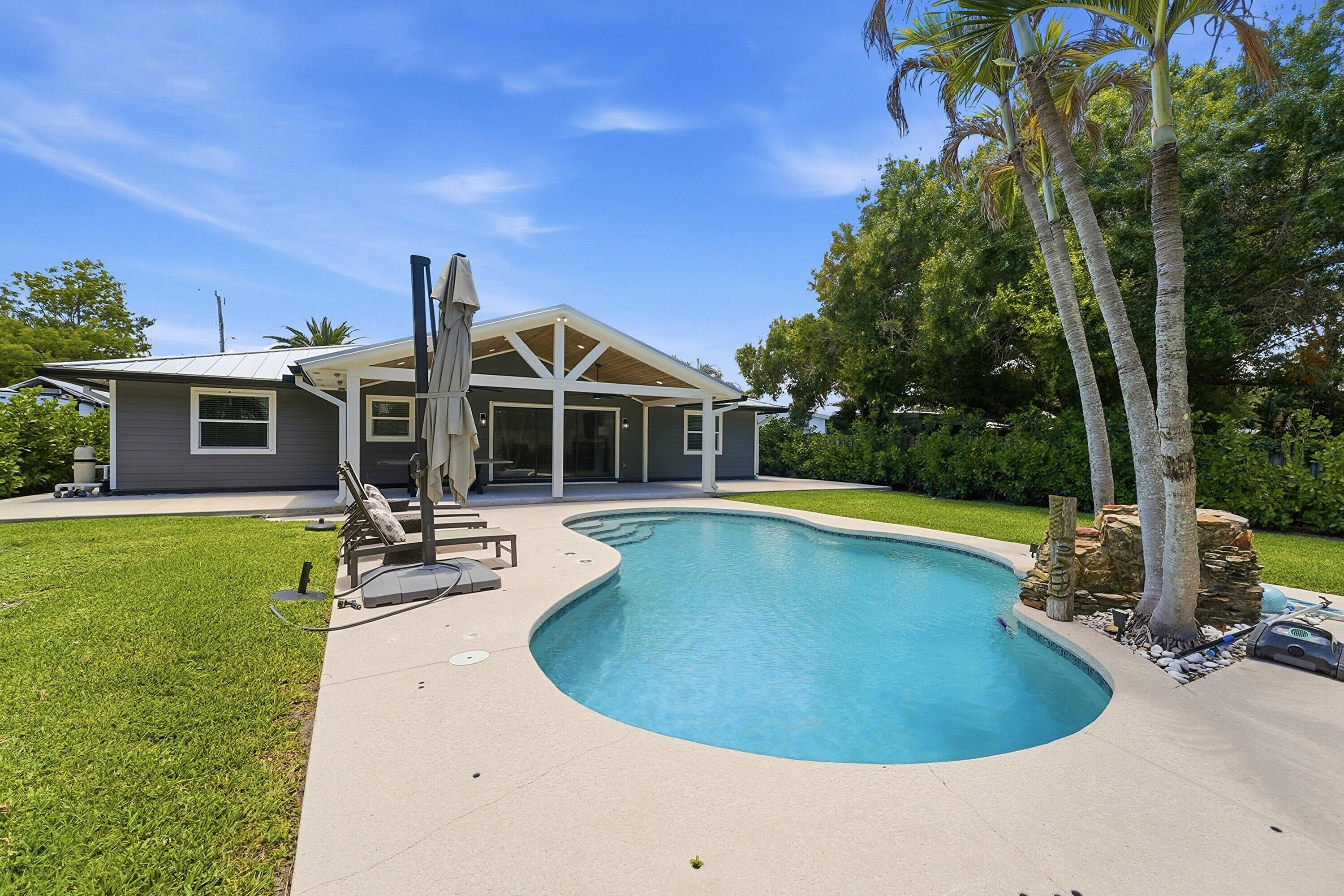 PELICAN COVE - Residential