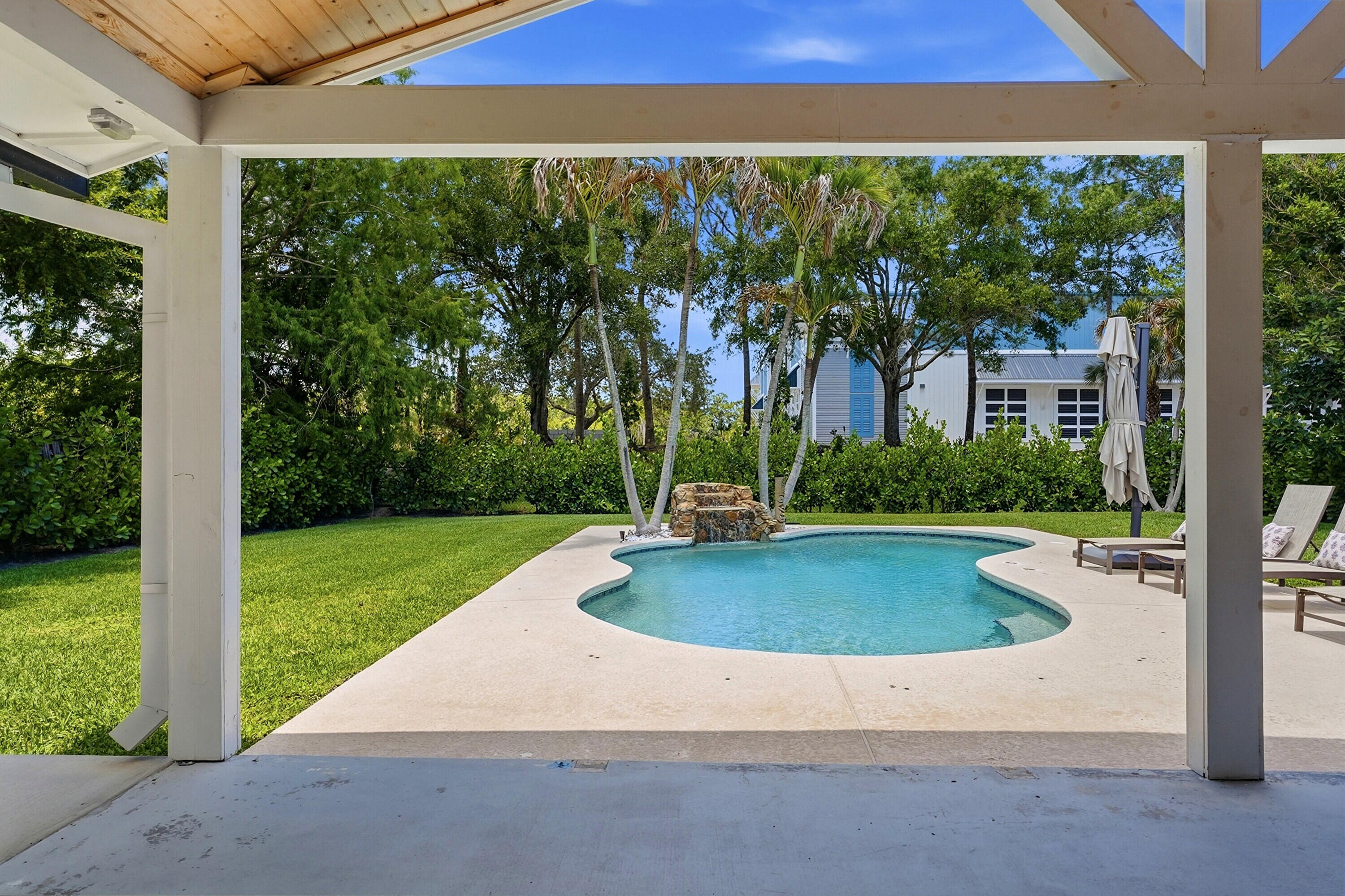 PELICAN COVE - Residential