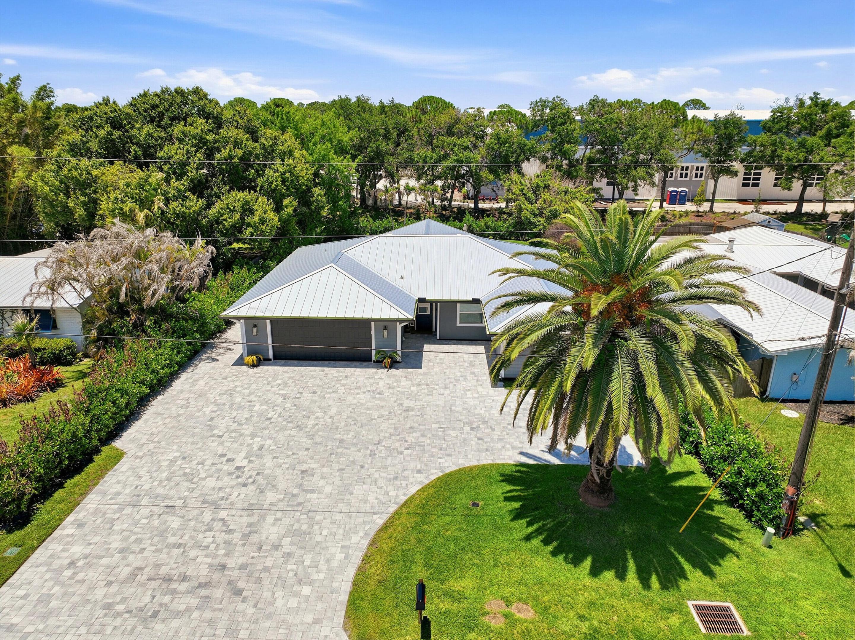 PELICAN COVE - Residential