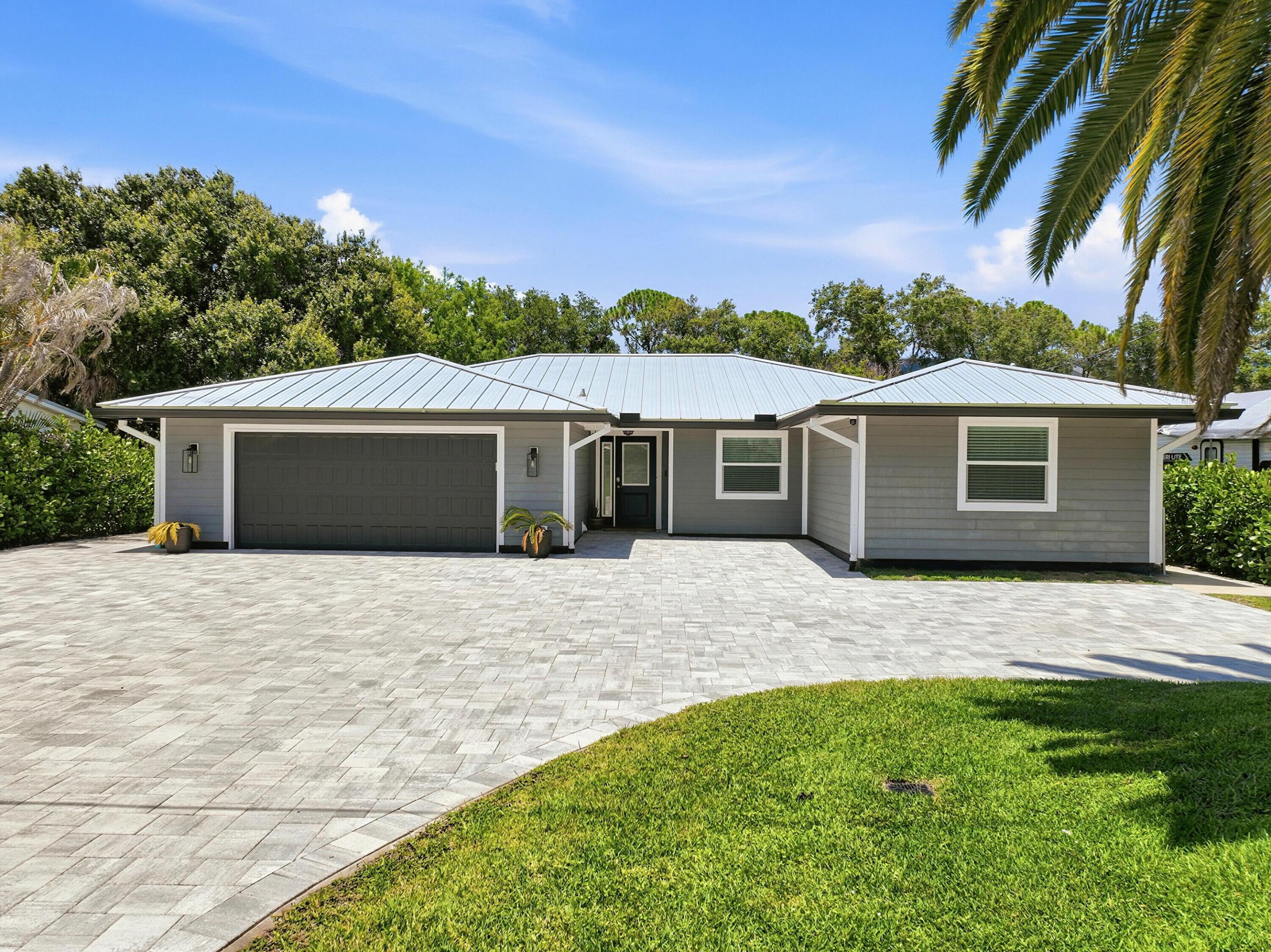 PELICAN COVE - Residential