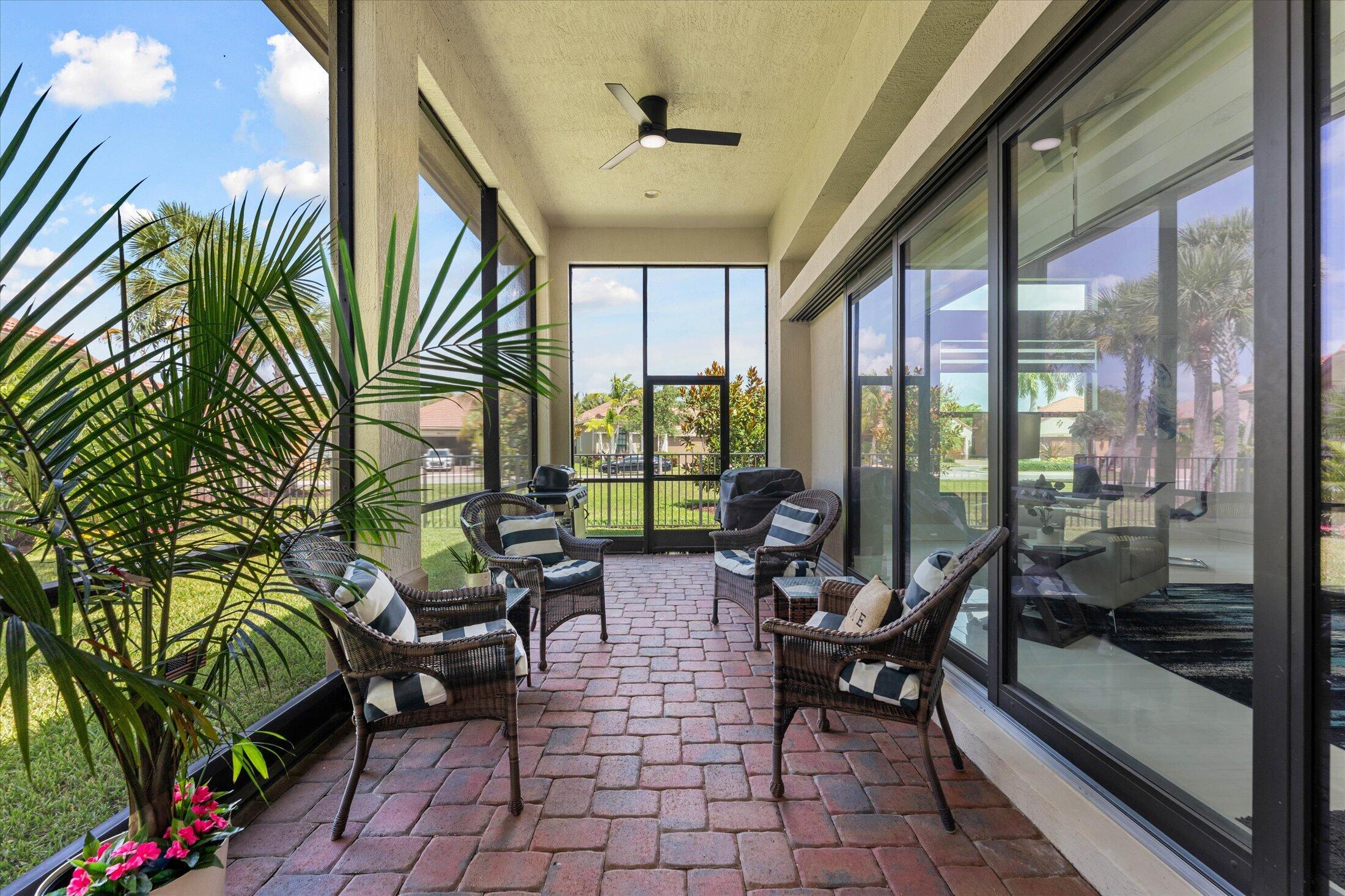 PARKLAND ROYALE - Residential