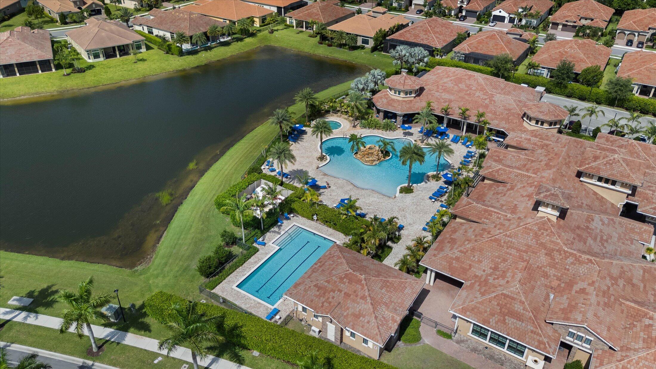 PARKLAND ROYALE - Residential