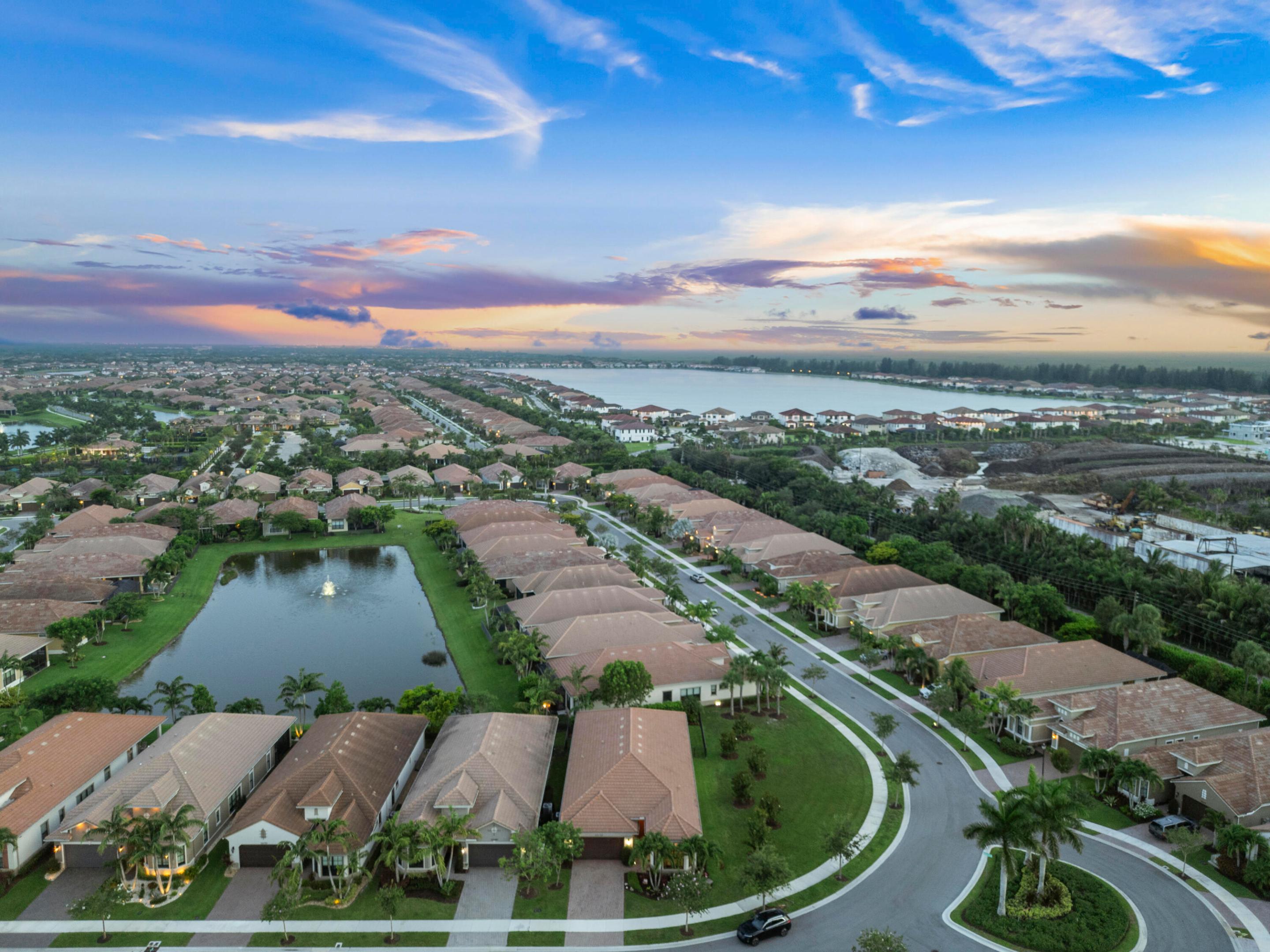 PARKLAND ROYALE - Residential
