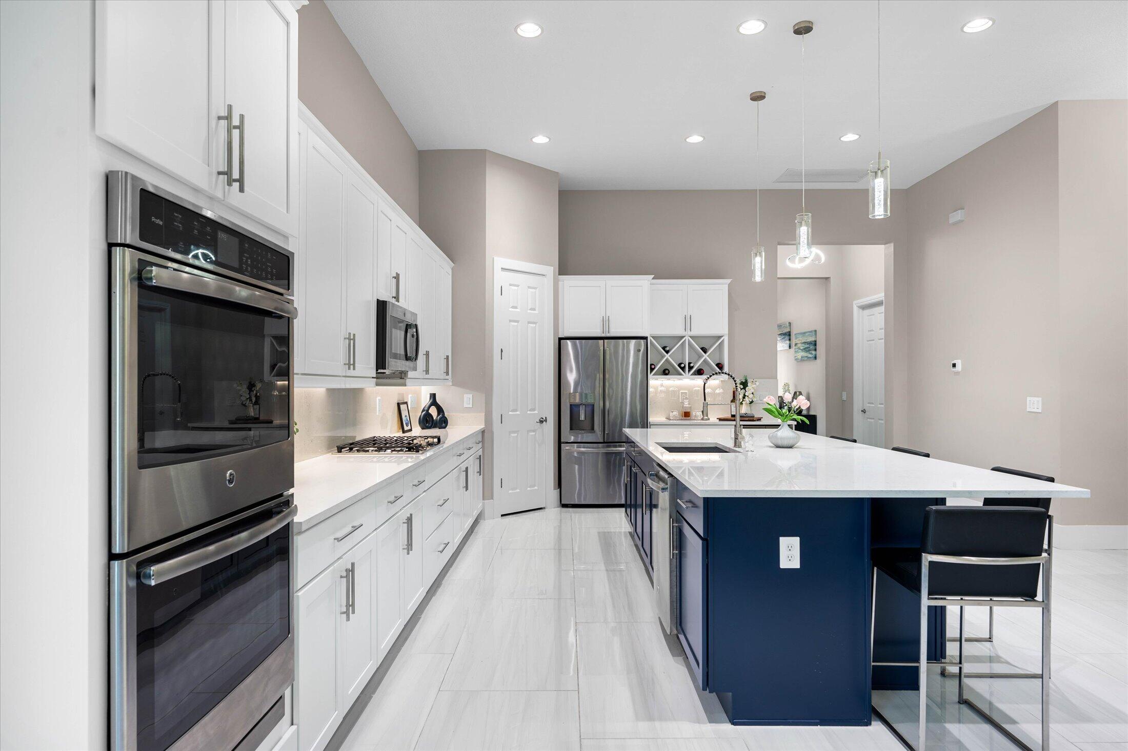 PARKLAND ROYALE - Residential
