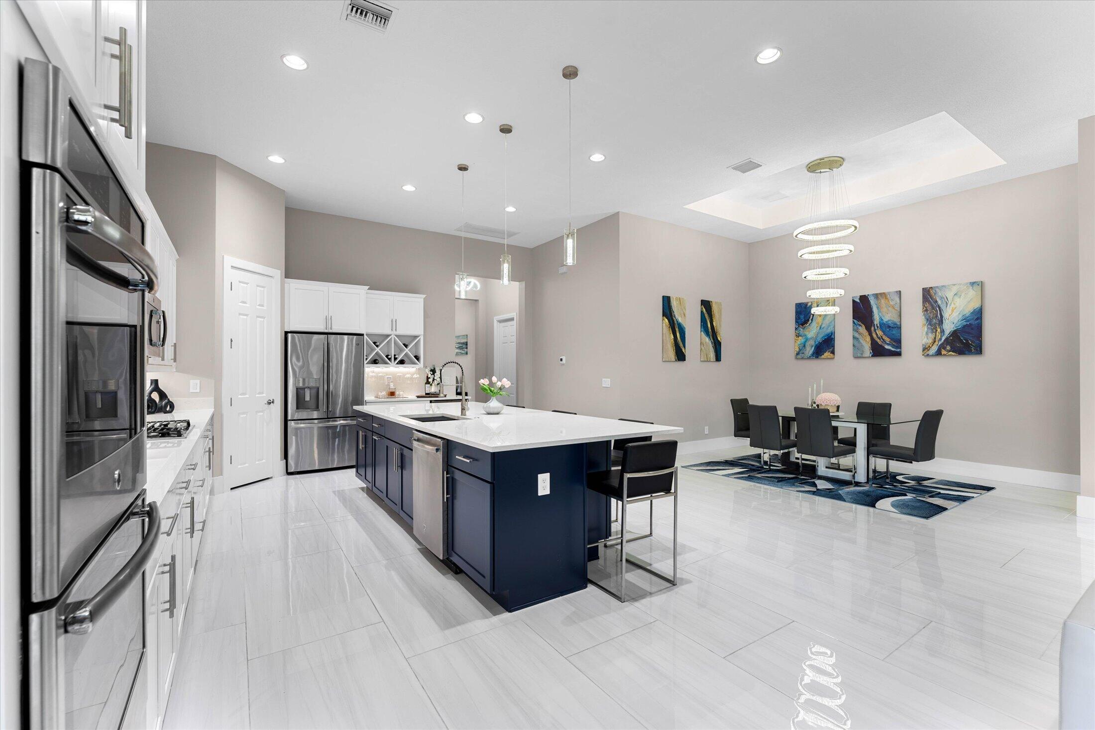 PARKLAND ROYALE - Residential