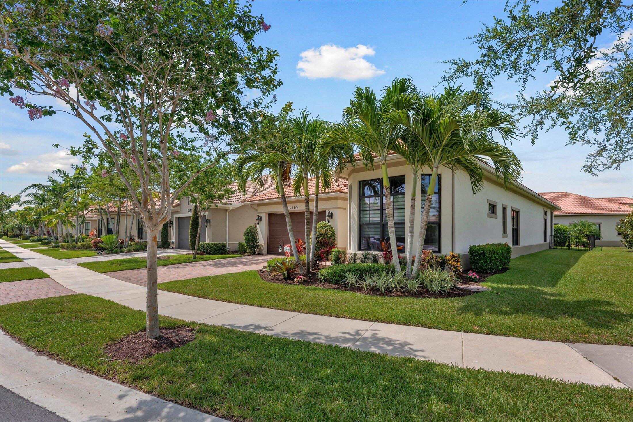 PARKLAND ROYALE - Residential