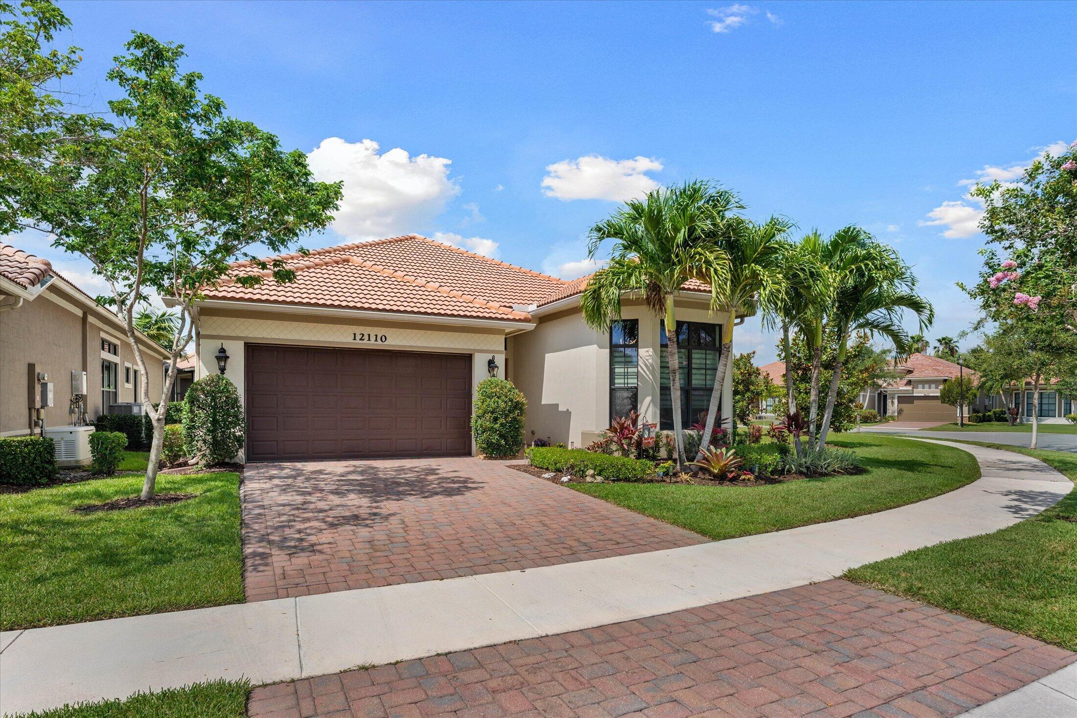 PARKLAND ROYALE - Residential