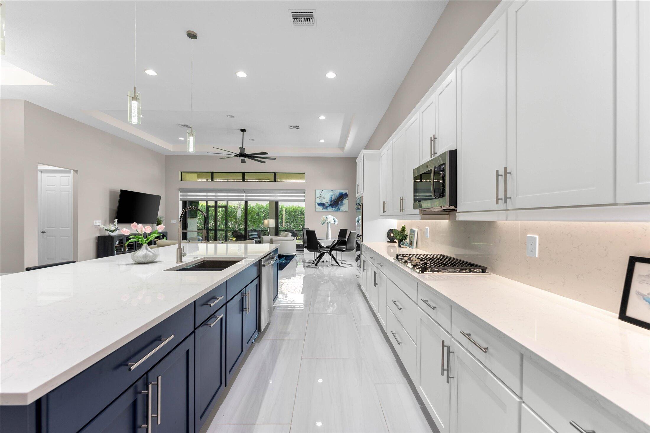 PARKLAND ROYALE - Residential