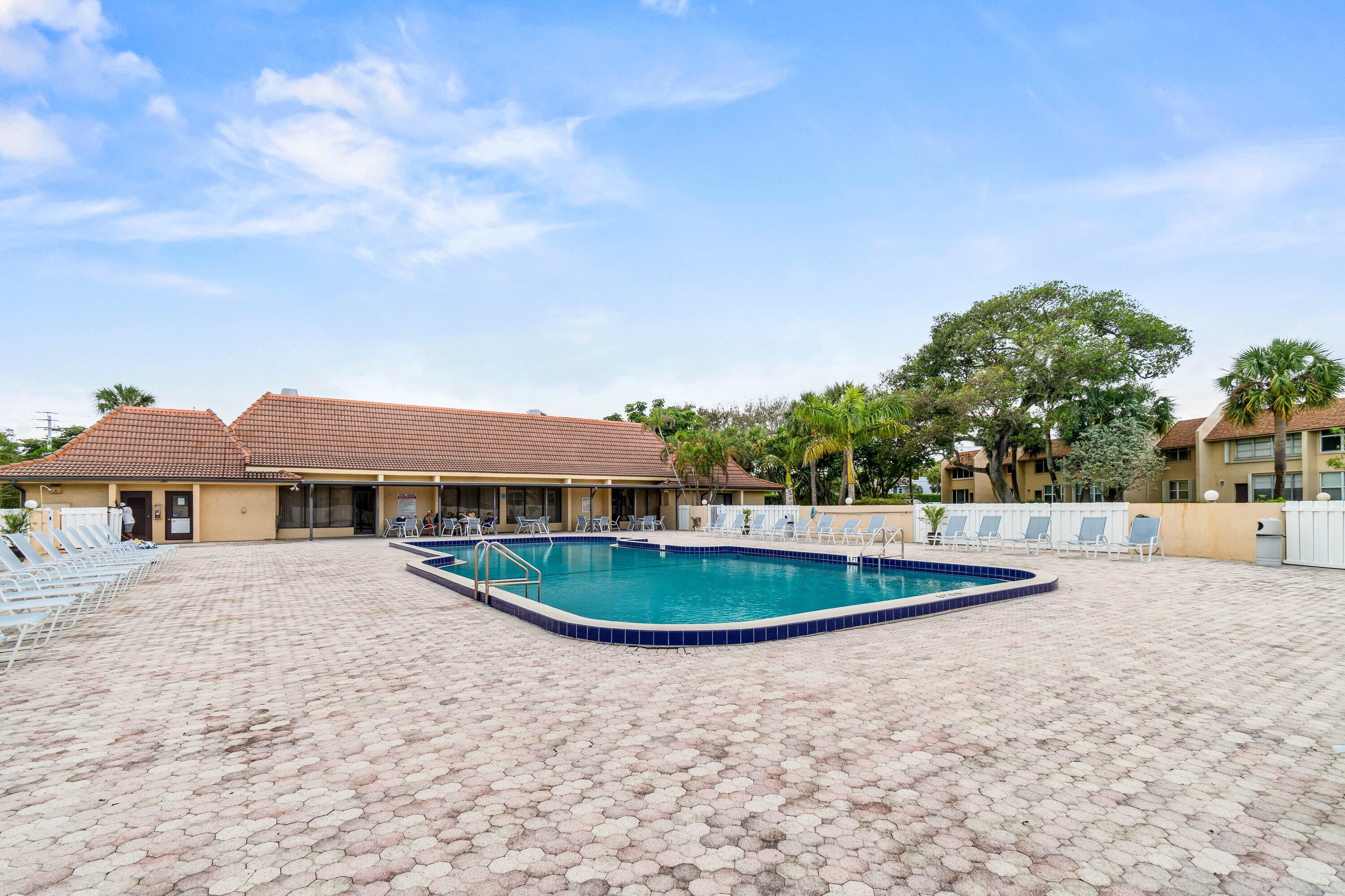 SABAL PINE EAST CONDO - Residential